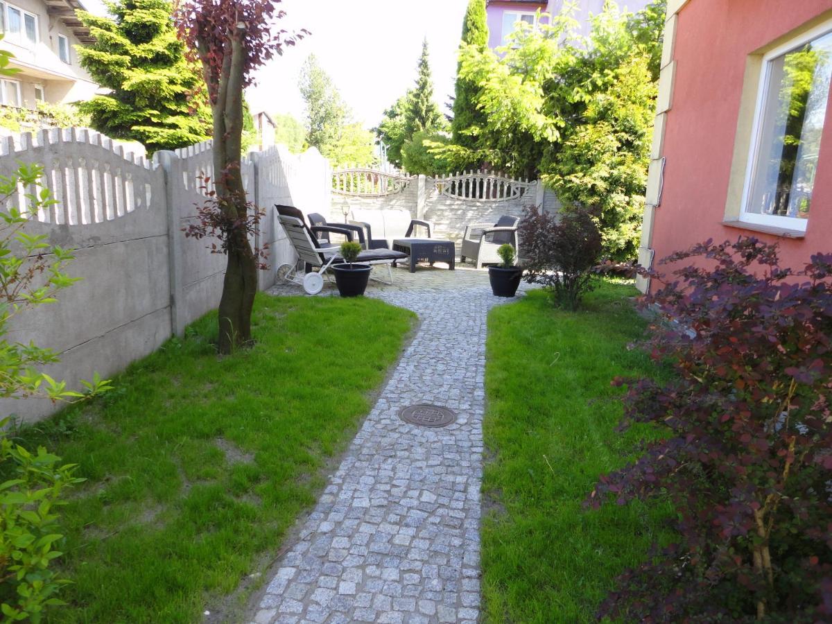 Grand Villa Ustka- Marmonoli מראה חיצוני תמונה